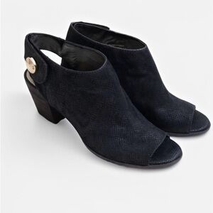 Ansley Textured Black Adjustable Strap Block Heel